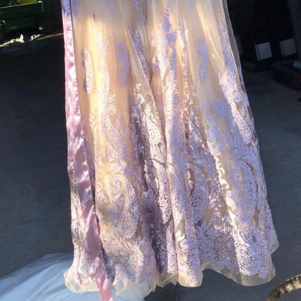 Prom dress! - Picture 2 of 6